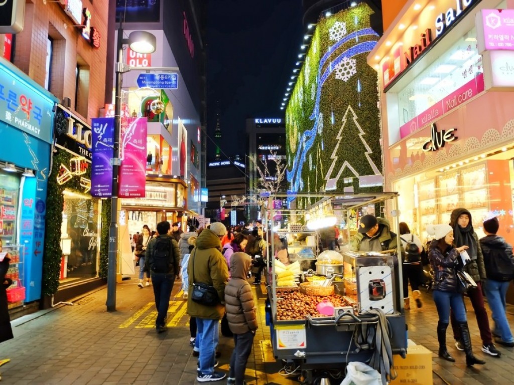 Traveling and Shopping in Seoul City Day Trip 1